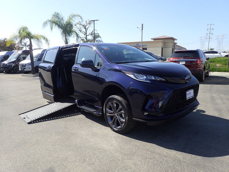 New 2026 Toyota Sienna