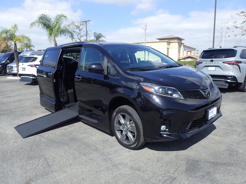 Used 2019 Toyota Sienna