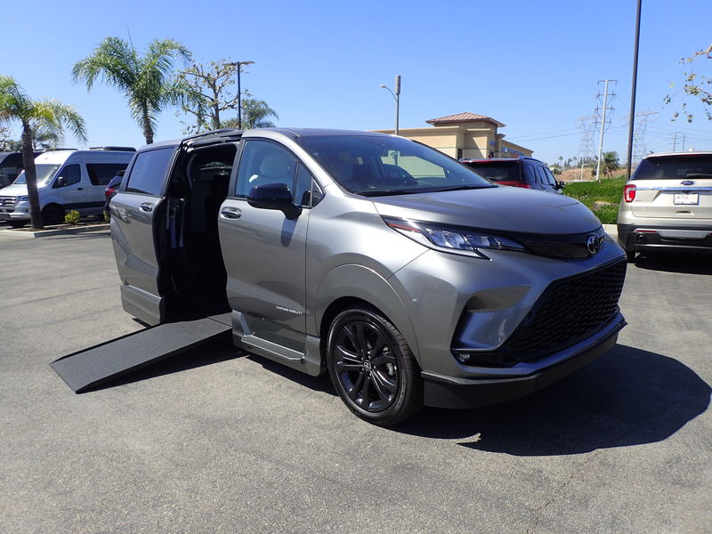 New 2026 Toyota Sienna