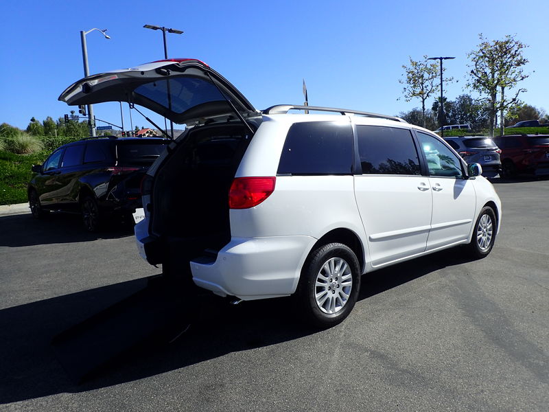 Used 2010 Toyota Sienna