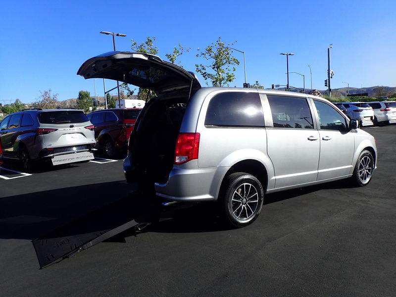 Used 2018 Dodge Grand Caravan