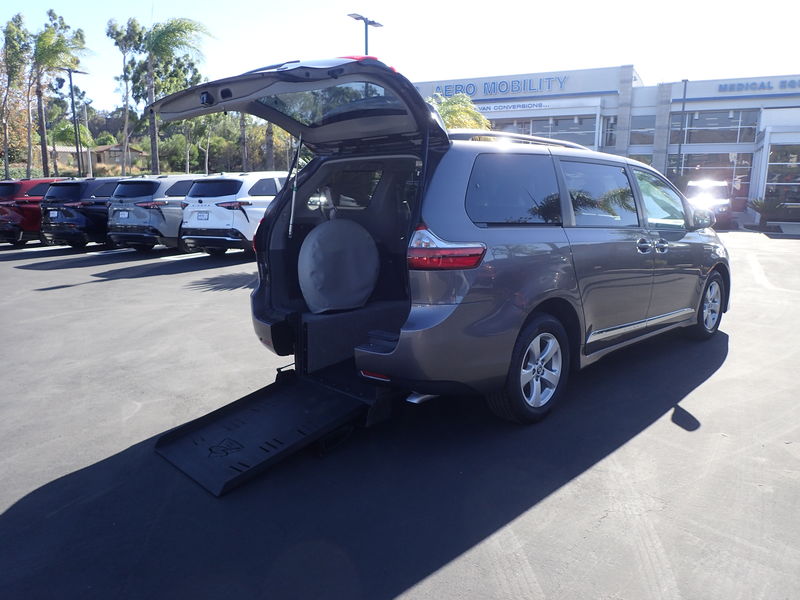 Used 2020 Toyota Sienna