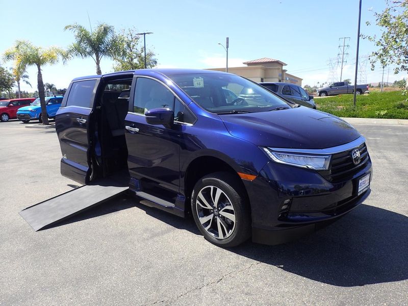 Used 2023 Honda Odyssey