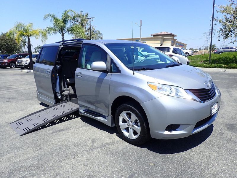 Used 2013 Toyota Sienna