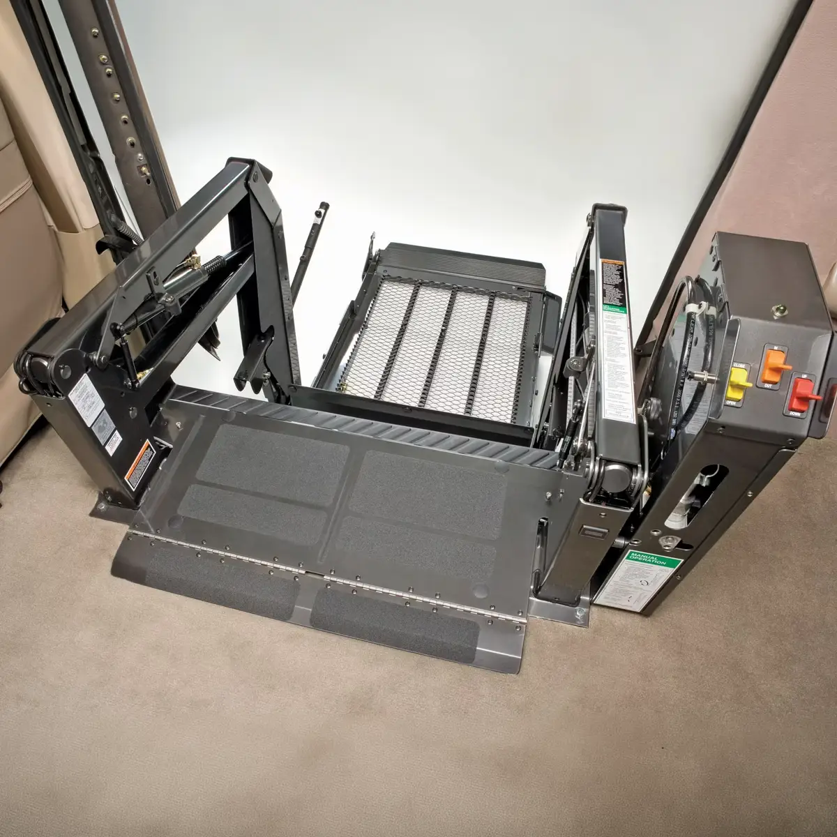Full-Size Platform Lifts